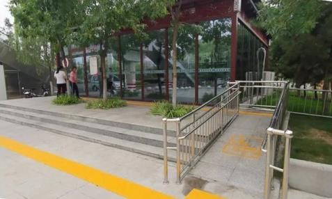 城市书房无视障阅读添新景 公共图书馆人性服务再延伸